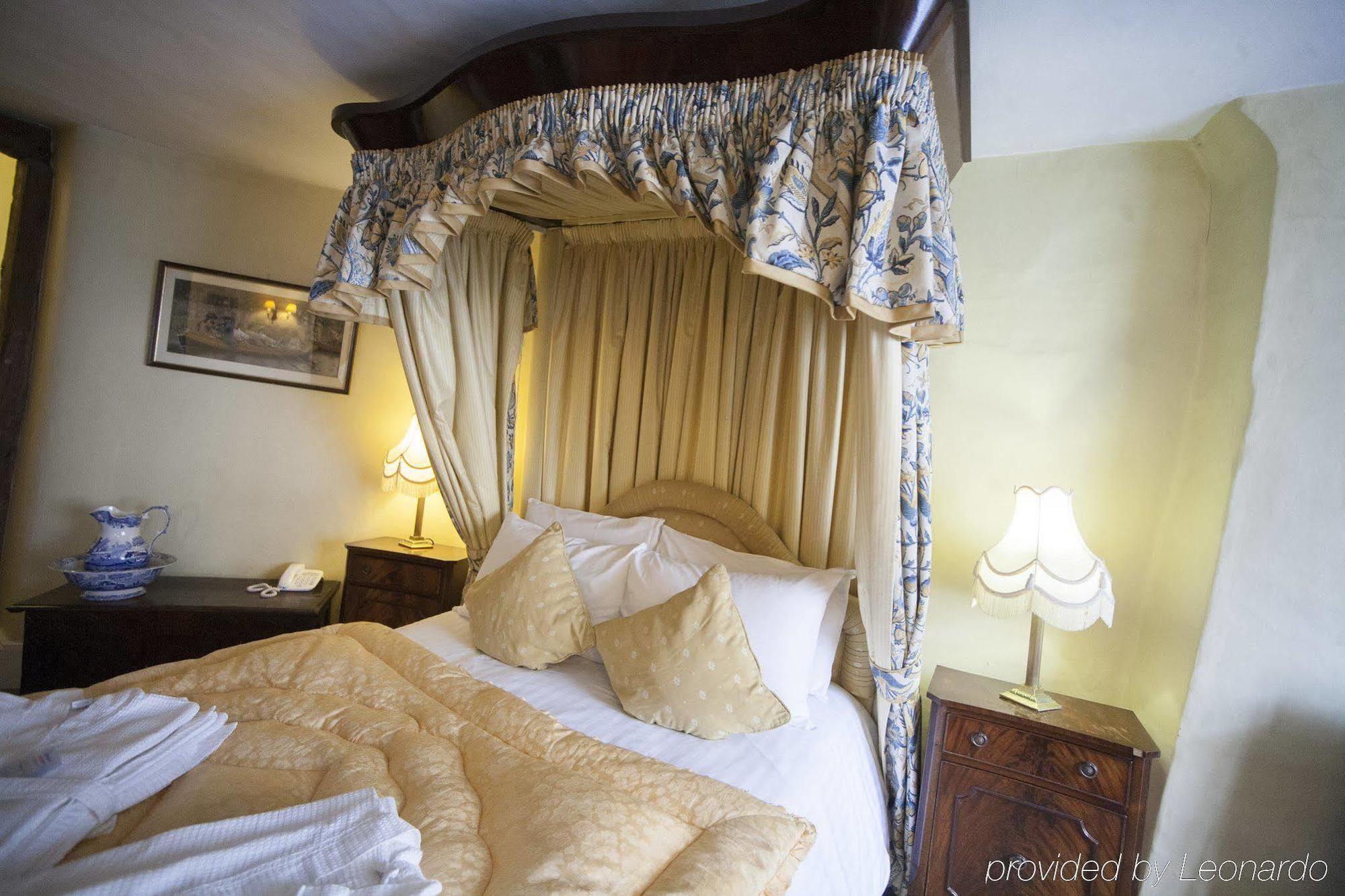 The Lion Hotel 3*
