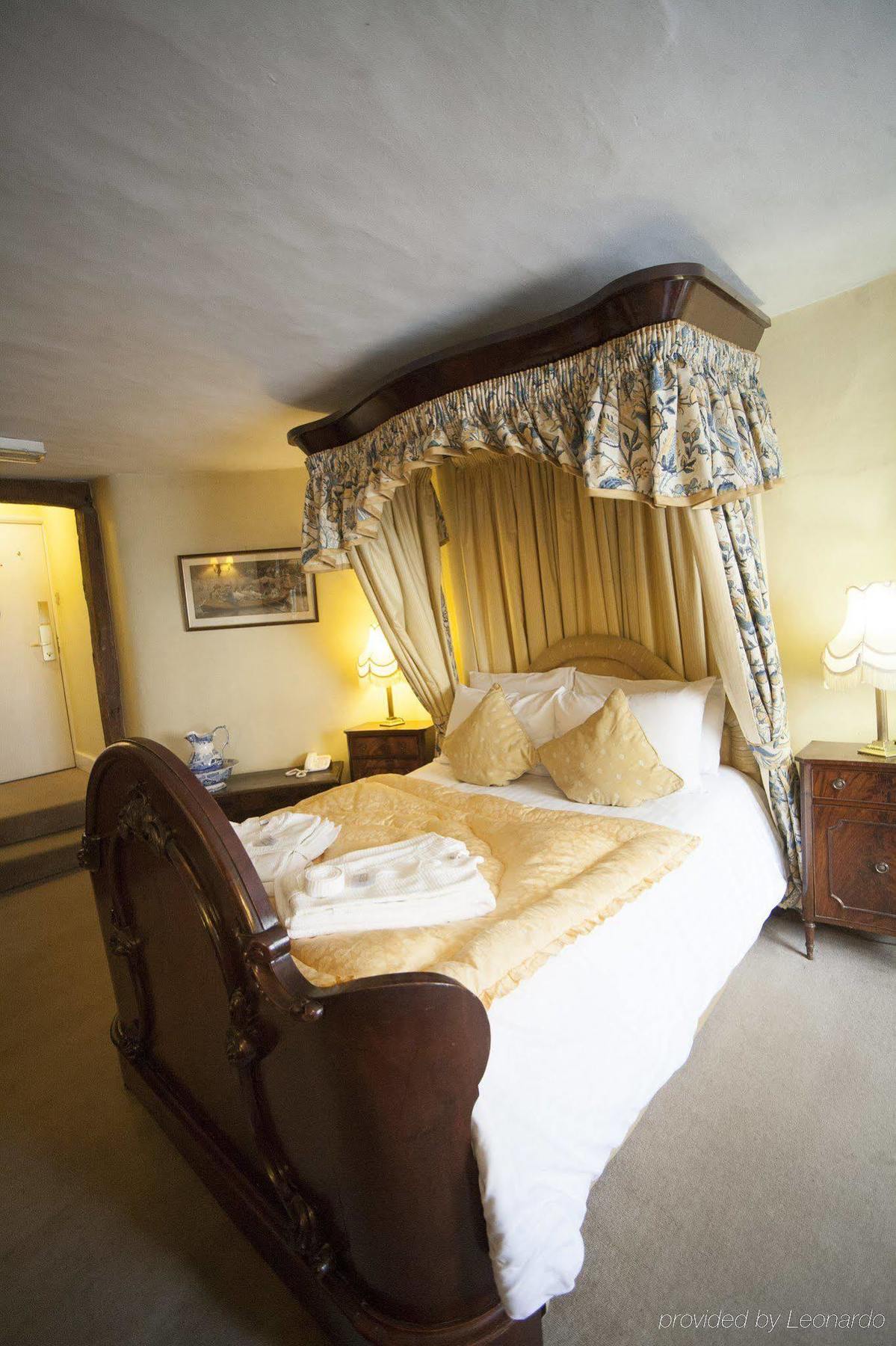 The Lion 3* Shrewsbury